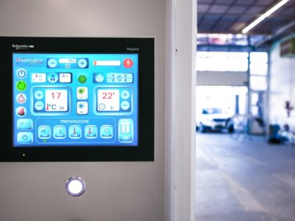 Blowtherm Digital Touch Screen Controller. Programmable Logic Controls (PLC) for Preparation Paint Booth and Paint Preparation Areas