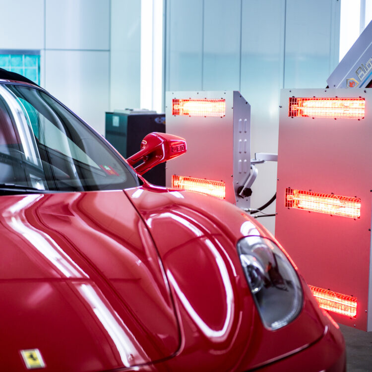 Shor wave infrared curing lamps. Brilliant finish.