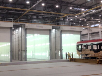 Impianto di verniciatura per treni