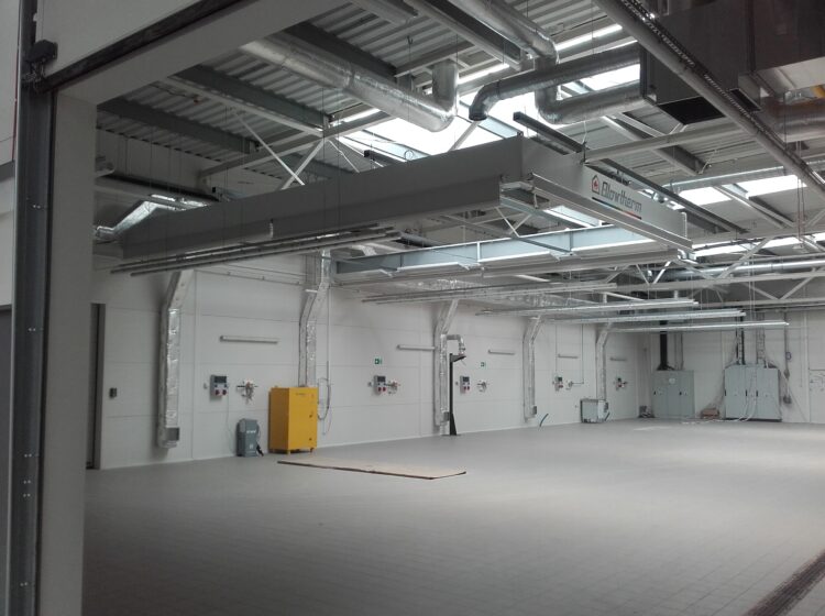 Impianto di verniciatura per carrozzeria completo