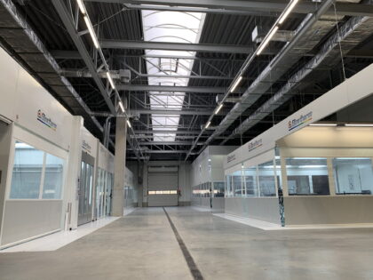 Maximum productivity installing a modular paint booth system. Blowtherm.
