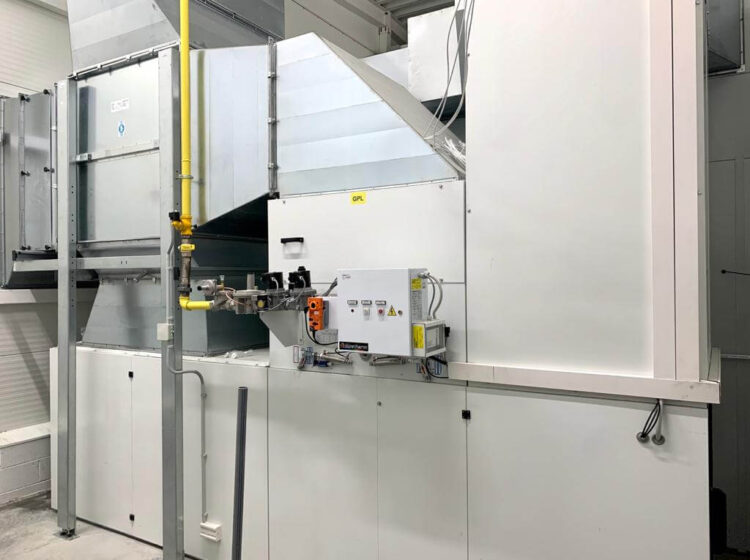 multi-functional bodyshop with efficient thermoventilanting units (1) Direct fired gas burner paint application, 100% efficiency, plc electronic controls optimized for the specifica application