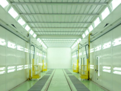 Space paint booth Extra-large modular booth, tailor-made for your industry, Efficient temperature control, Ergonomic and safe paint lifts and work platforms