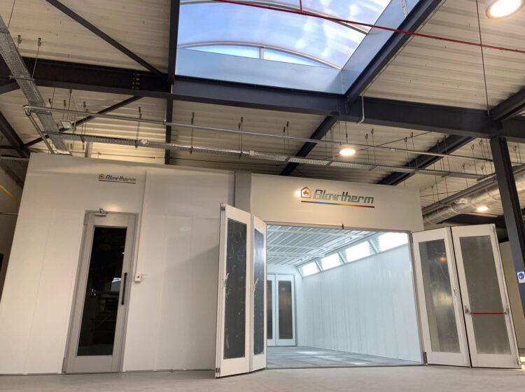 Professional Spray Booth with Mixing Box