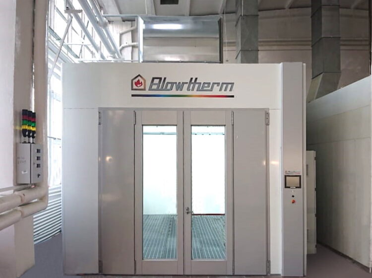 Paint booth airplane components - Blowtherm